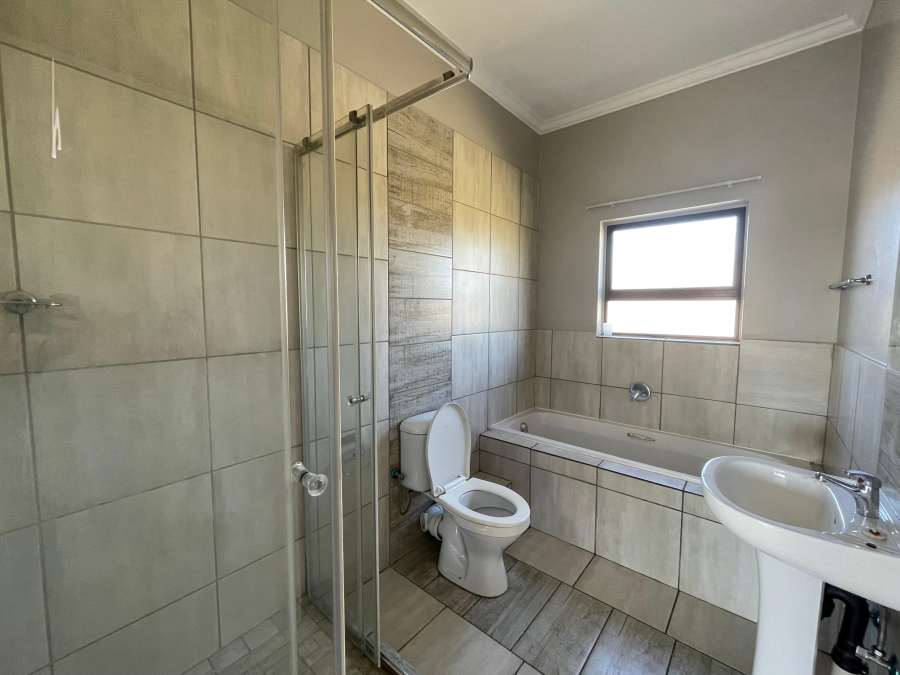 To Let 2 Bedroom Property for Rent in Terra Nova Mpumalanga
