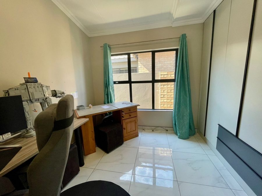 3 Bedroom Property for Sale in Suidheuwel Mpumalanga