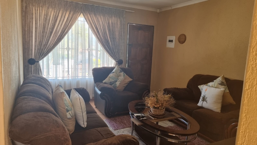 To Let 3 Bedroom Property for Rent in Stonehenge Ext 1 Mpumalanga