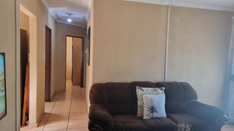 To Let 3 Bedroom Property for Rent in Stonehenge Ext 1 Mpumalanga