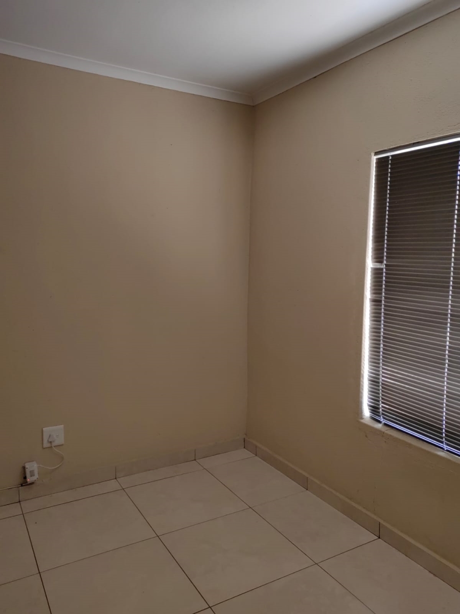 4 Bedroom Property for Sale in Kamagugu Mpumalanga