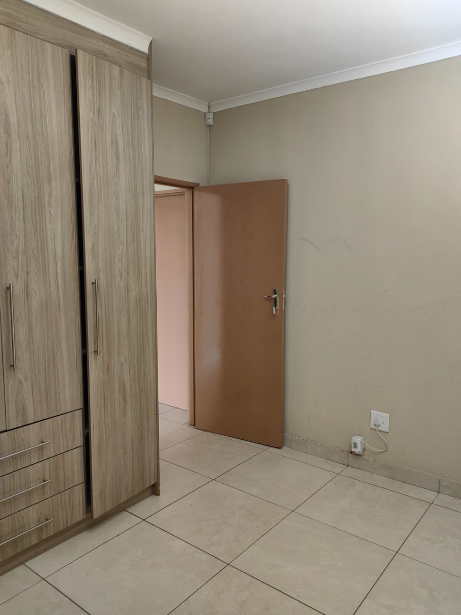 4 Bedroom Property for Sale in Kamagugu Mpumalanga