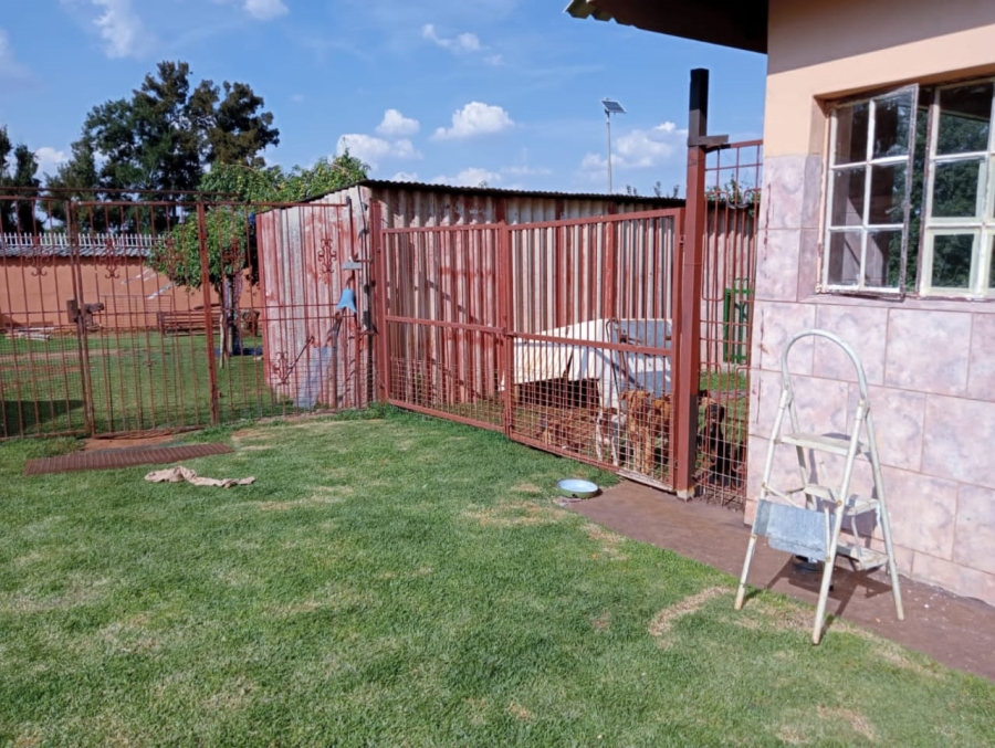 9 Bedroom Property for Sale in Rietkol AH Mpumalanga