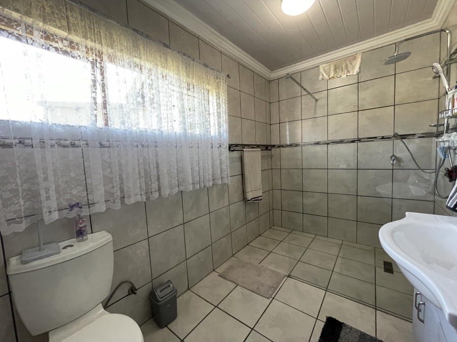 6 Bedroom Property for Sale in Suidheuwel Mpumalanga