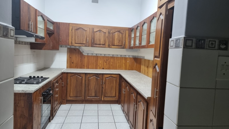 To Let 3 Bedroom Property for Rent in Nelspruit Ext 5 Mpumalanga