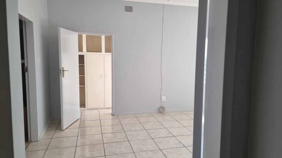 To Let 3 Bedroom Property for Rent in Nelspruit Ext 5 Mpumalanga