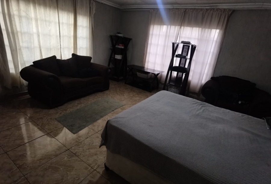 4 Bedroom Property for Sale in Kanyamazane Mpumalanga
