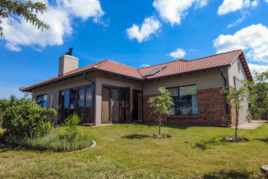 3 Bedroom Property for Sale in Bateleur Estate Mpumalanga