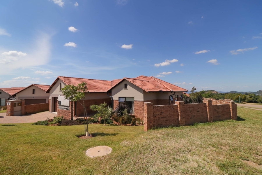 3 Bedroom Property for Sale in Bateleur Estate Mpumalanga