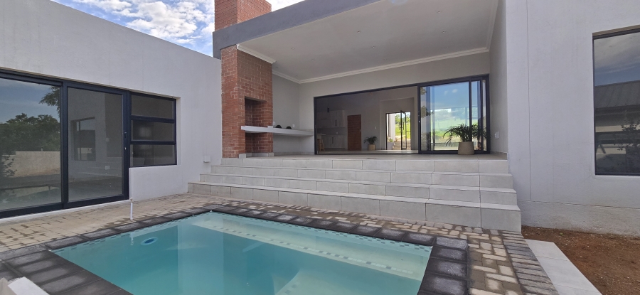 4 Bedroom Property for Sale in The Rest Nature Estate Mpumalanga