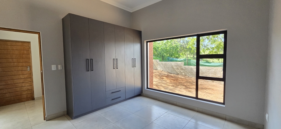 4 Bedroom Property for Sale in The Rest Nature Estate Mpumalanga