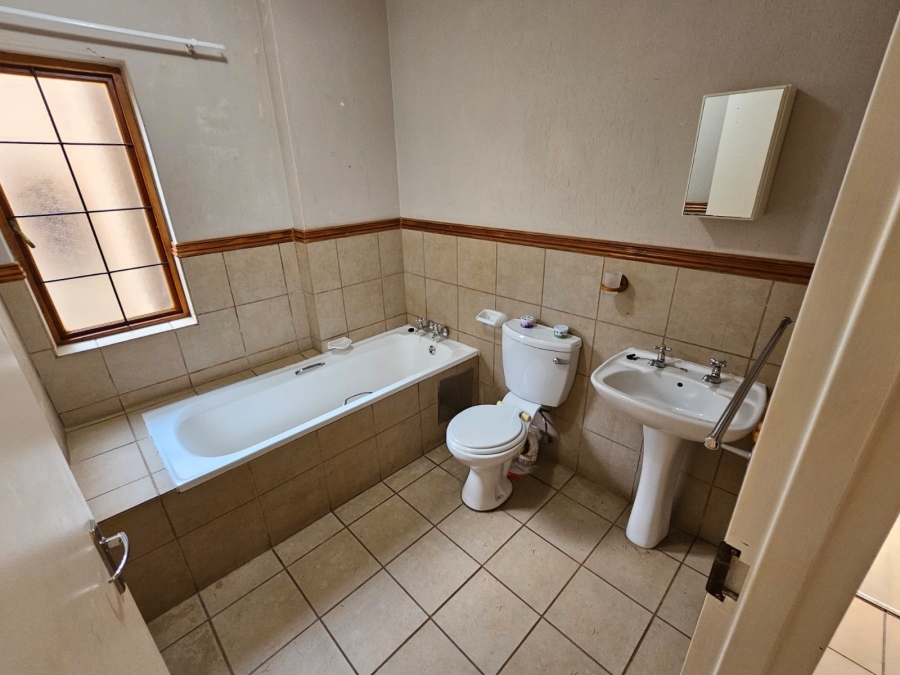 3 Bedroom Property for Sale in Nelspruit Ext 5 Mpumalanga