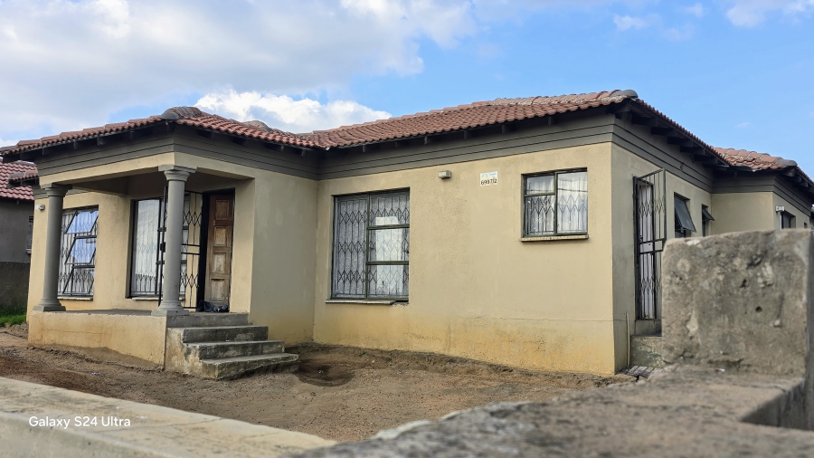 5 Bedroom Property for Sale in Klarinet Mpumalanga