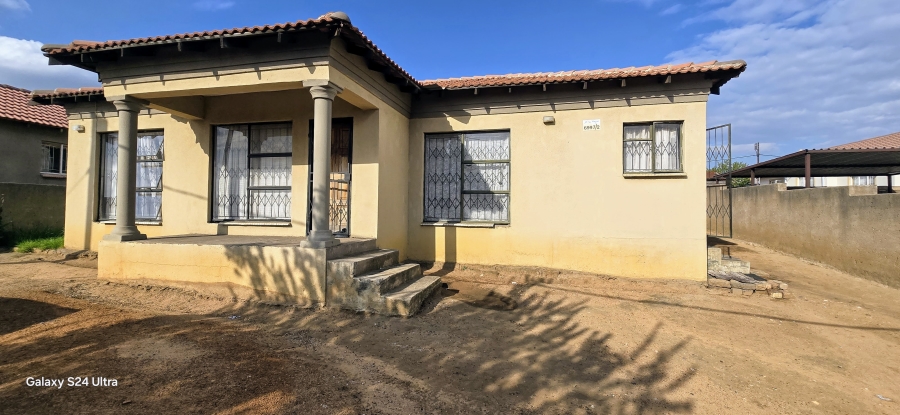 5 Bedroom Property for Sale in Klarinet Mpumalanga