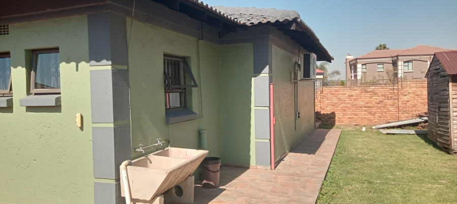 4 Bedroom Property for Sale in Model Park Mpumalanga