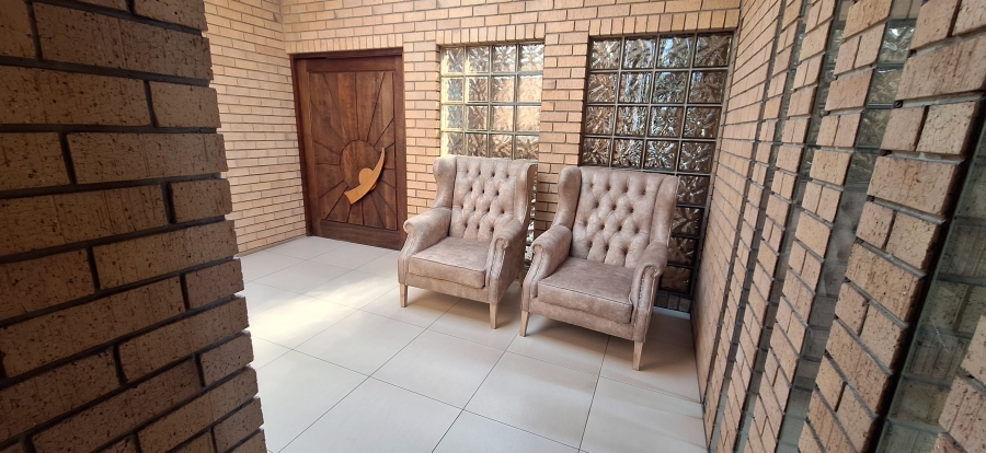 5 Bedroom Property for Sale in Die Heuwel Mpumalanga