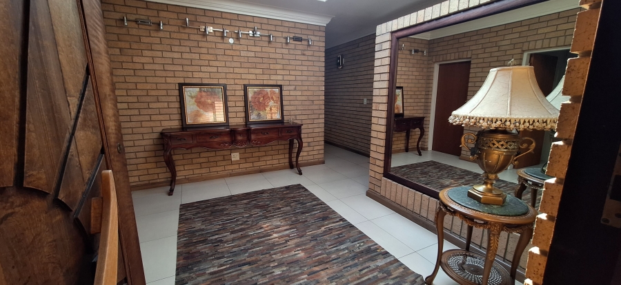 5 Bedroom Property for Sale in Die Heuwel Mpumalanga