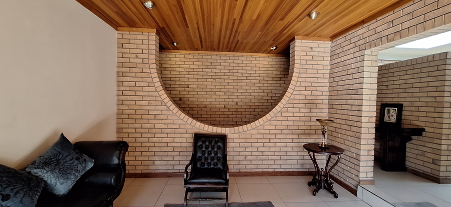 5 Bedroom Property for Sale in Die Heuwel Mpumalanga