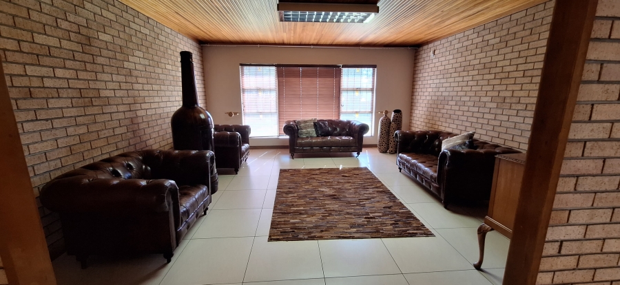 5 Bedroom Property for Sale in Die Heuwel Mpumalanga