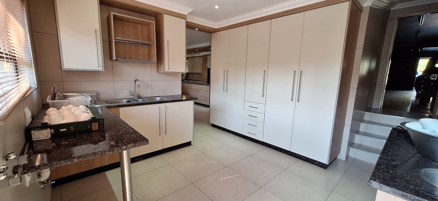 5 Bedroom Property for Sale in Die Heuwel Mpumalanga