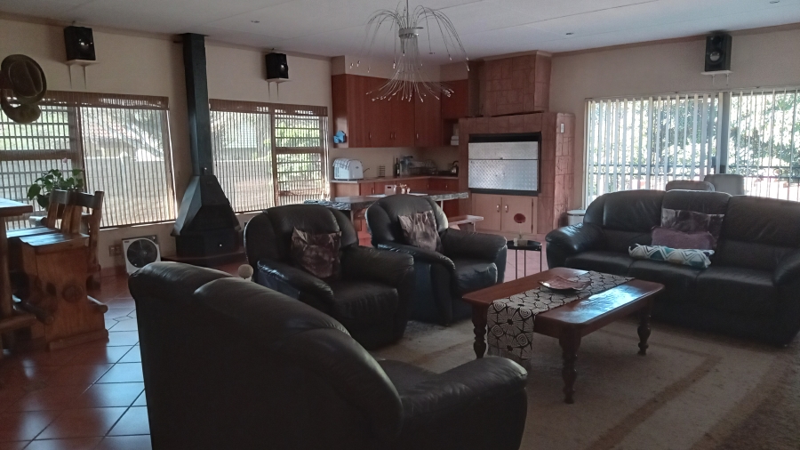 4 Bedroom Property for Sale in Model Park Mpumalanga