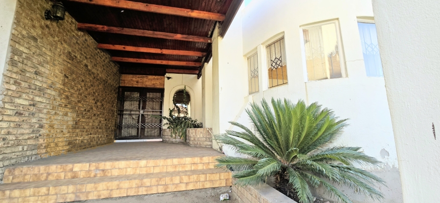 6 Bedroom Property for Sale in Die Heuwel Mpumalanga