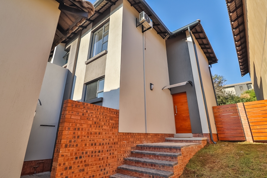 3 Bedroom Property for Sale in Stonehenge Mpumalanga