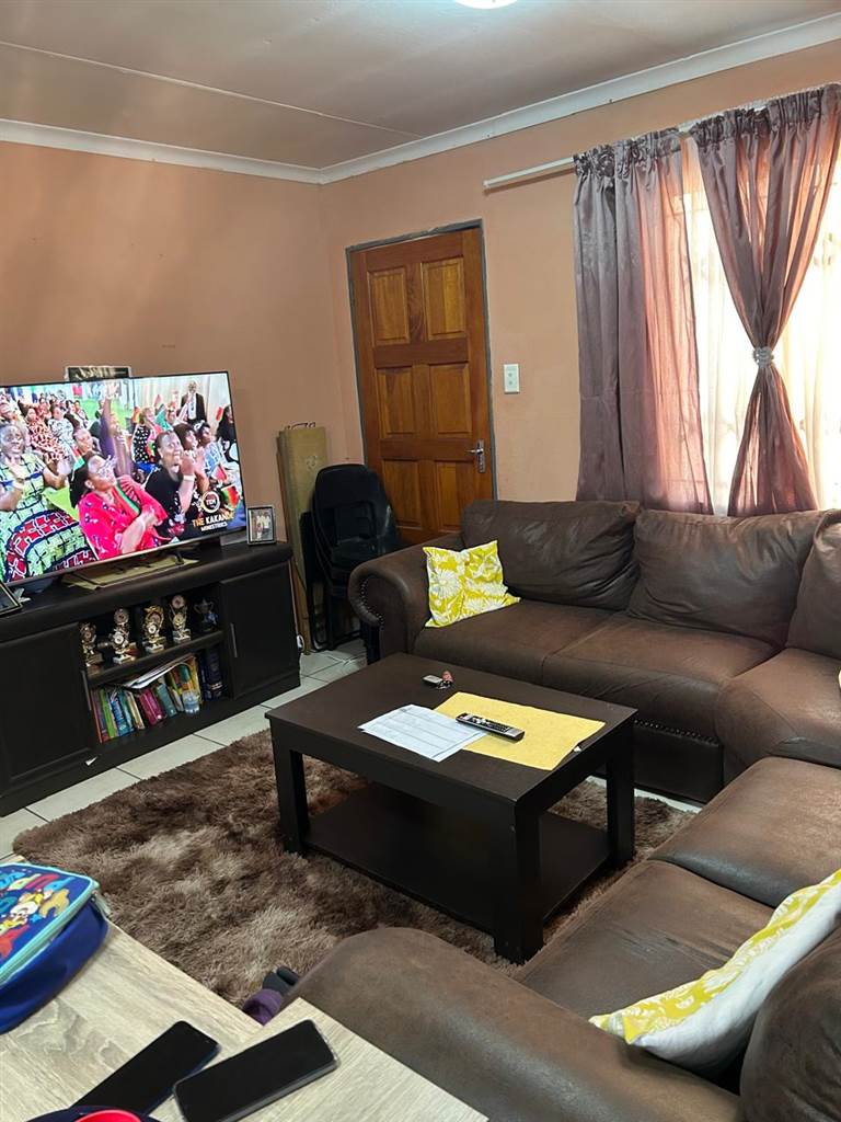 2 Bedroom Property for Sale in Nelspruit Mpumalanga