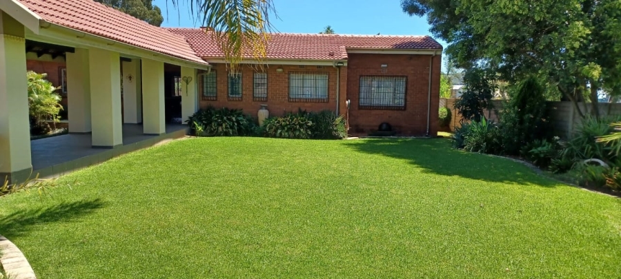 5 Bedroom Property for Sale in Reyno Ridge Mpumalanga