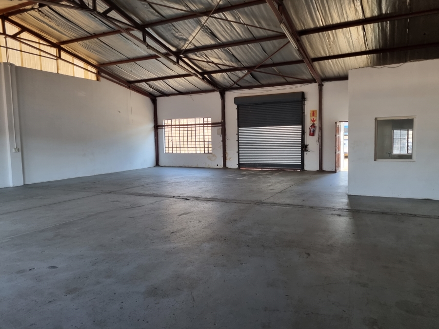 To Let commercial Property for Rent in White River Mpumalanga