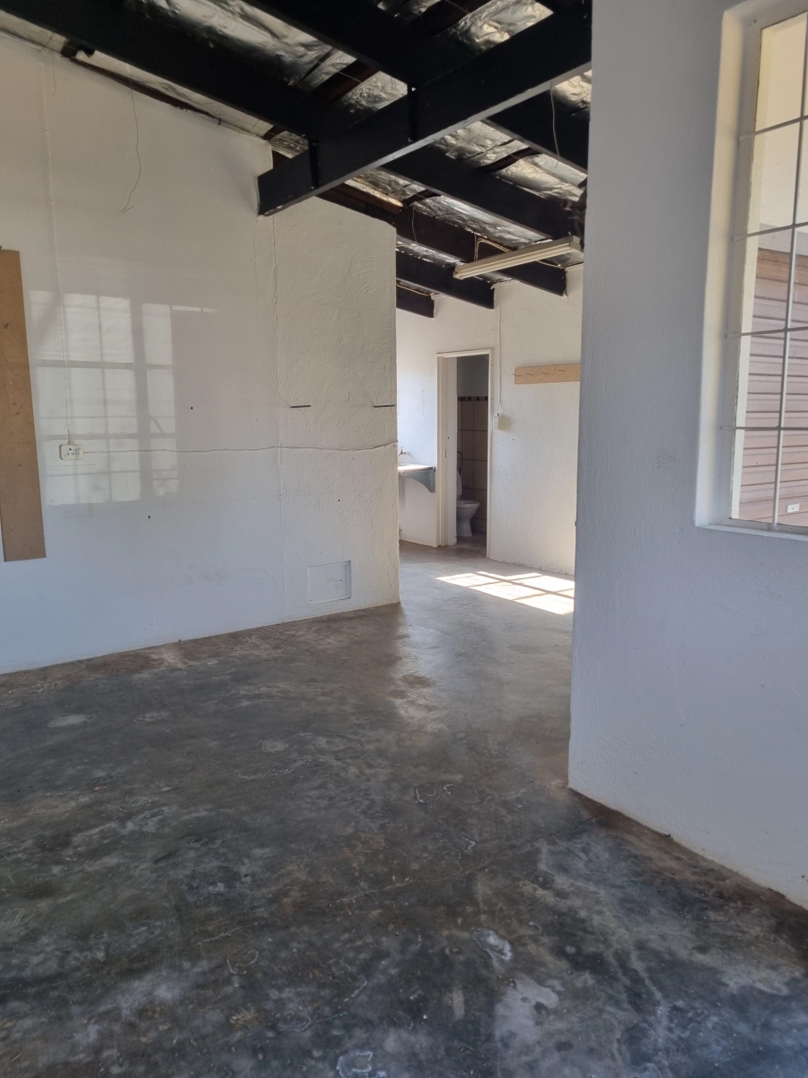 To Let commercial Property for Rent in White River Mpumalanga