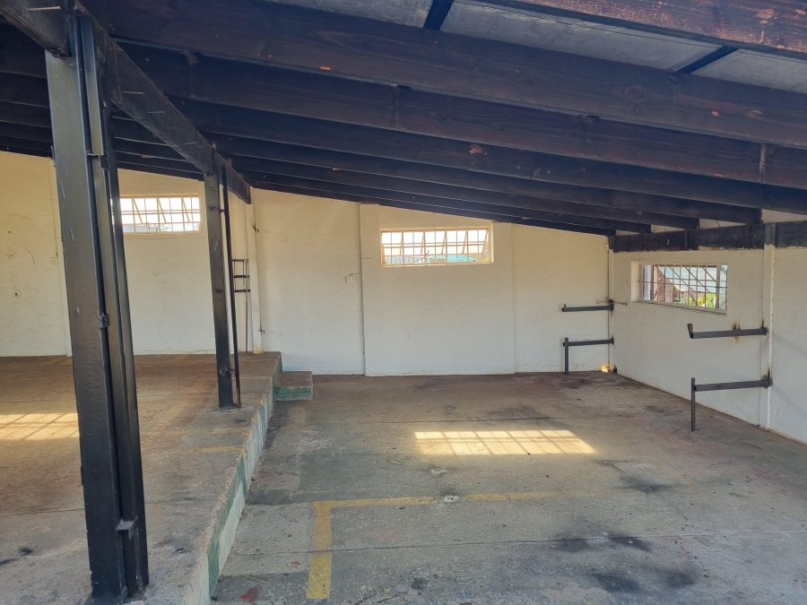 To Let commercial Property for Rent in White River Mpumalanga