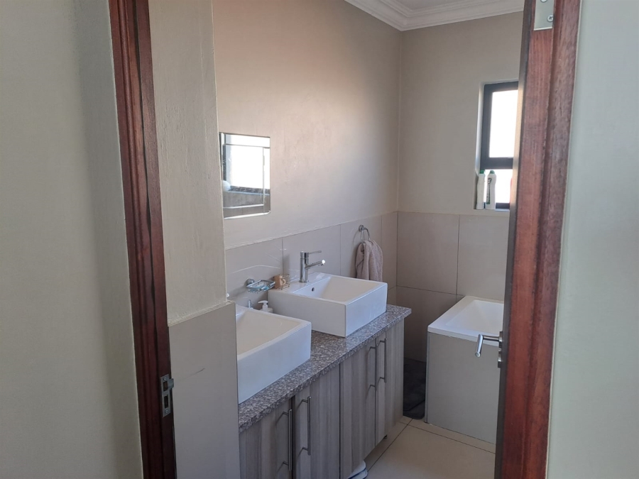 3 Bedroom Property for Sale in Ben Fleur Mpumalanga