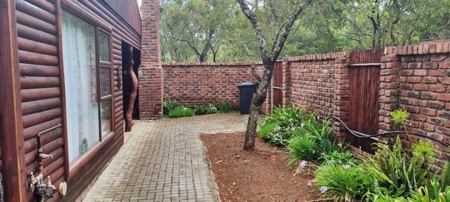 3 Bedroom Property for Sale in Marloth Park Mpumalanga