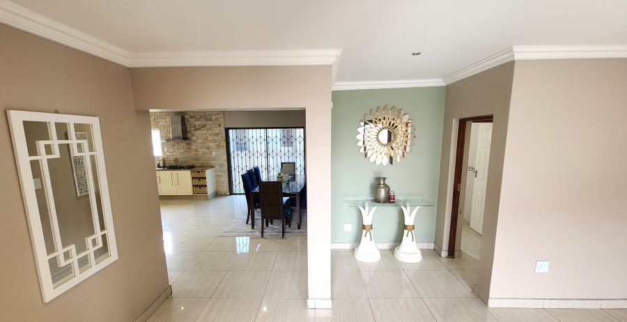 4 Bedroom Property for Sale in Reyno Ridge Mpumalanga