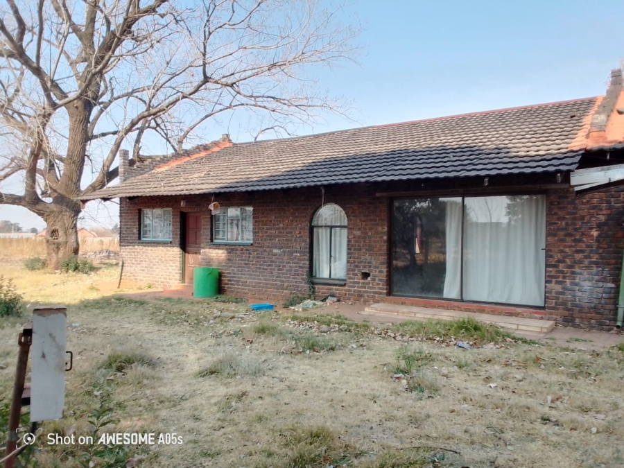 4 Bedroom Property for Sale in Eloff Mpumalanga