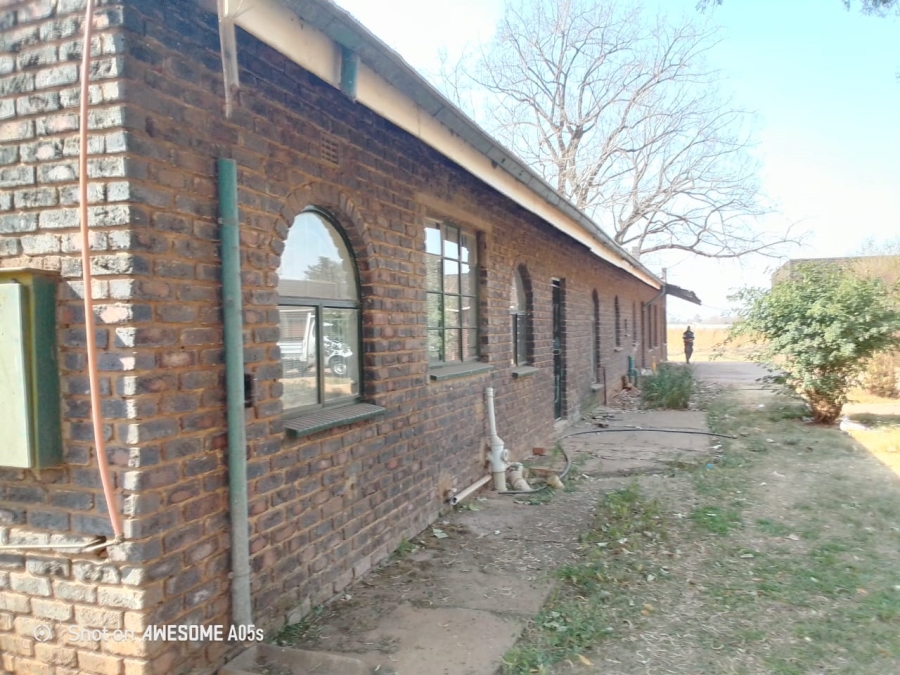 4 Bedroom Property for Sale in Eloff Mpumalanga