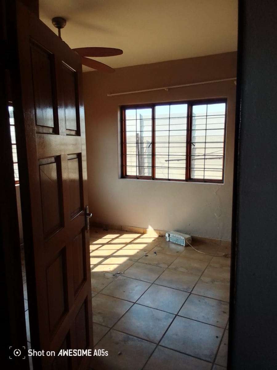 4 Bedroom Property for Sale in Eloff Mpumalanga