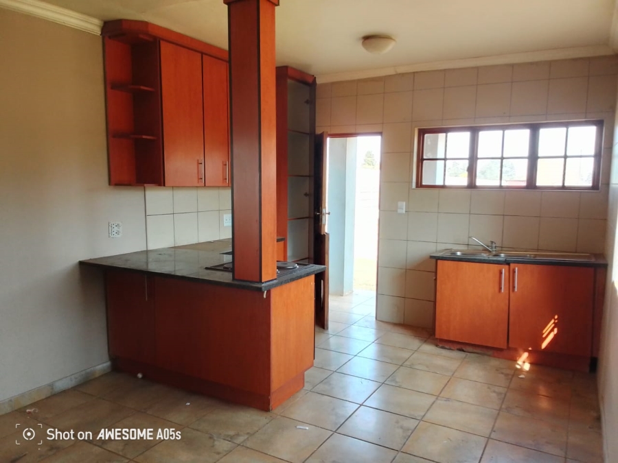 4 Bedroom Property for Sale in Eloff Mpumalanga