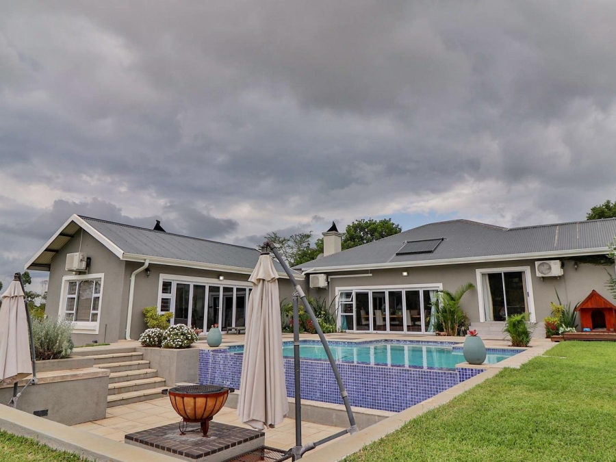 4 Bedroom Property for Sale in Summer Breeze Estate Mpumalanga