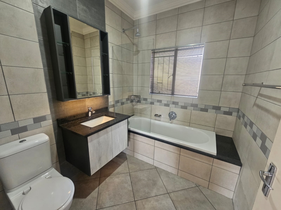 2 Bedroom Property for Sale in Nelspruit Mpumalanga