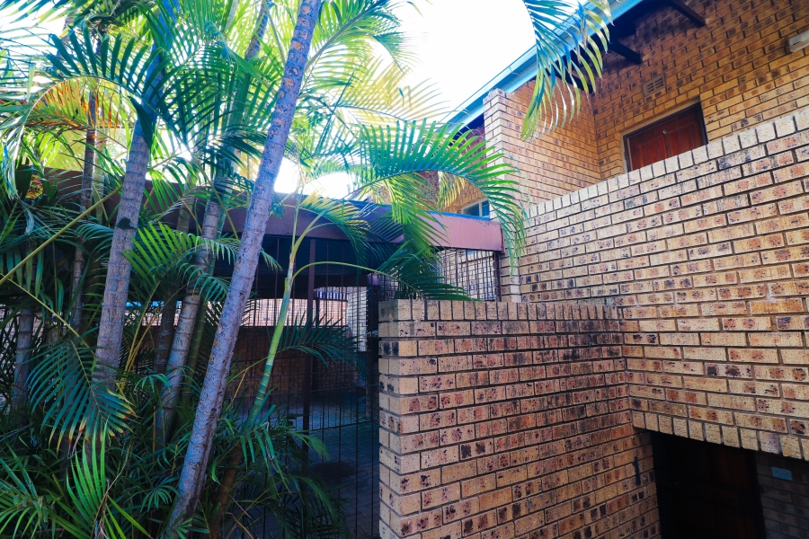 2 Bedroom Property for Sale in Nelspruit Mpumalanga