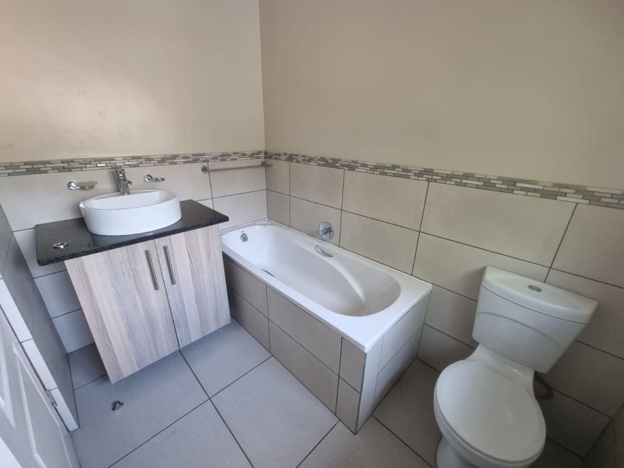 3 Bedroom Property for Sale in Sonheuwel Ext 1 Mpumalanga