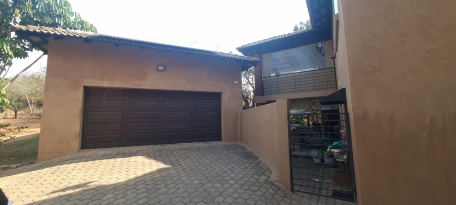 5 Bedroom Property for Sale in Ntulo Wildlife Estate Mpumalanga