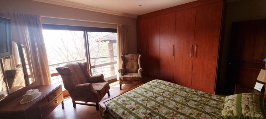 5 Bedroom Property for Sale in Ntulo Wildlife Estate Mpumalanga