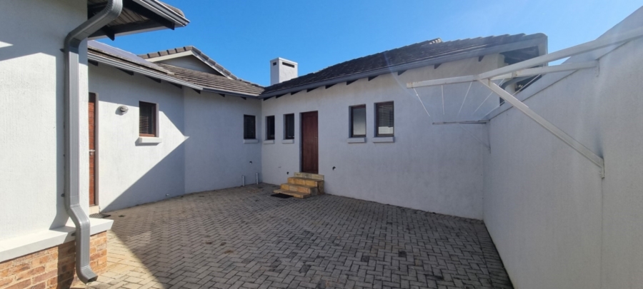 3 Bedroom Property for Sale in White River Estates Mpumalanga