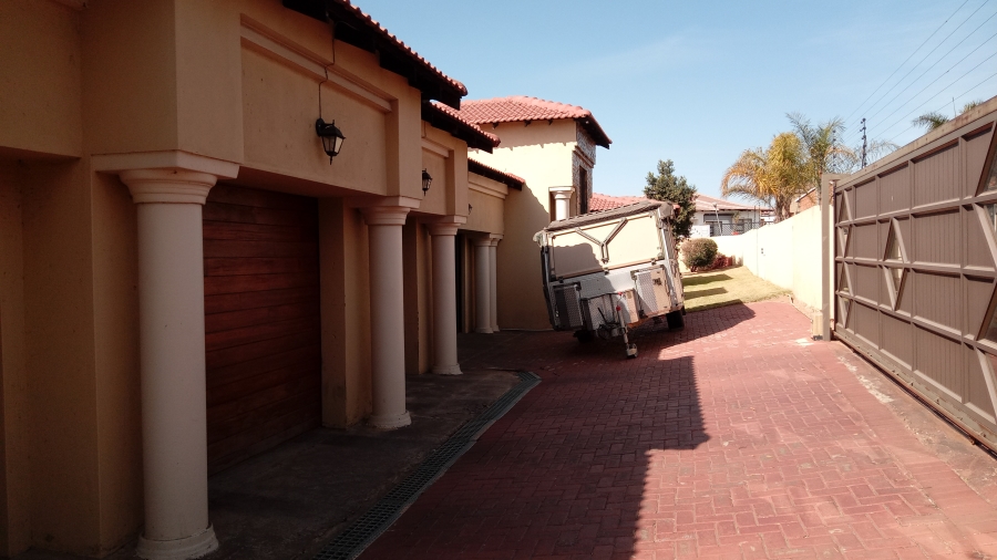 3 Bedroom Property for Sale in Model Park Mpumalanga