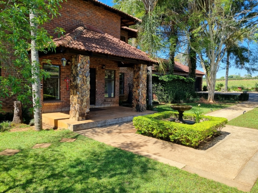 5 Bedroom Property for Sale in White River Rural Mpumalanga