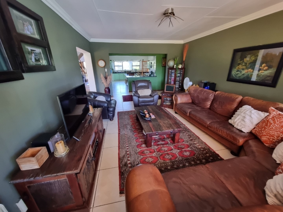 5 Bedroom Property for Sale in White River Rural Mpumalanga