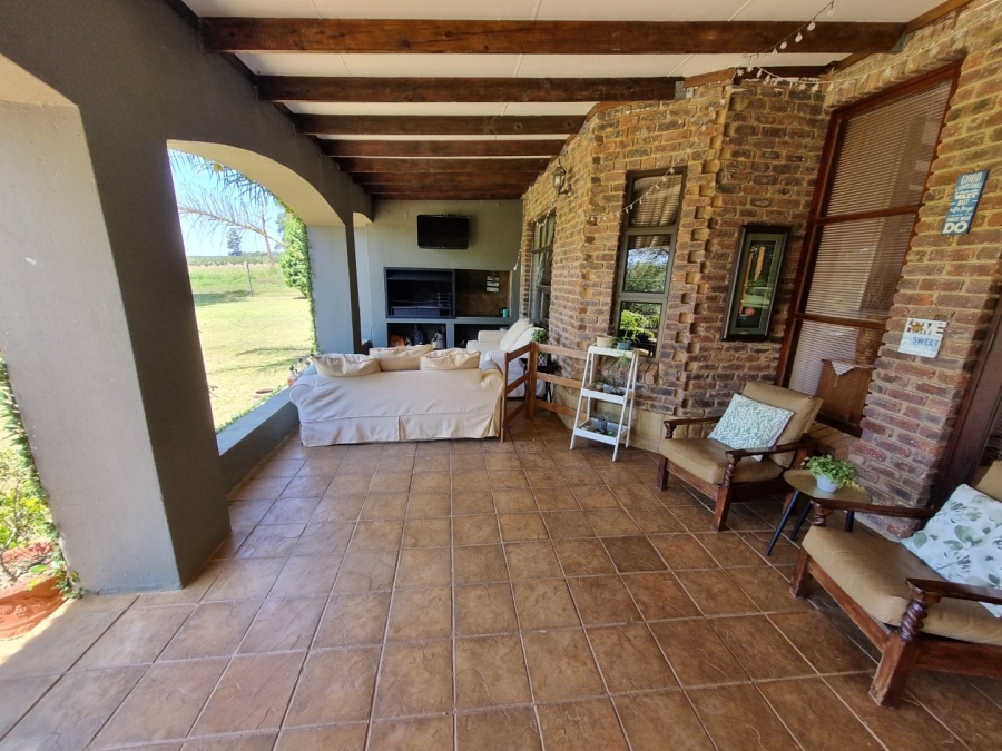 5 Bedroom Property for Sale in White River Rural Mpumalanga